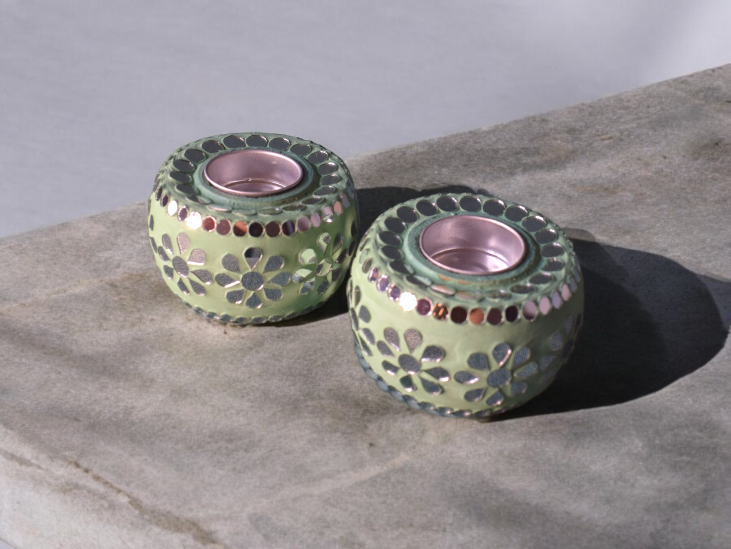 Leela floral tea light candle holder