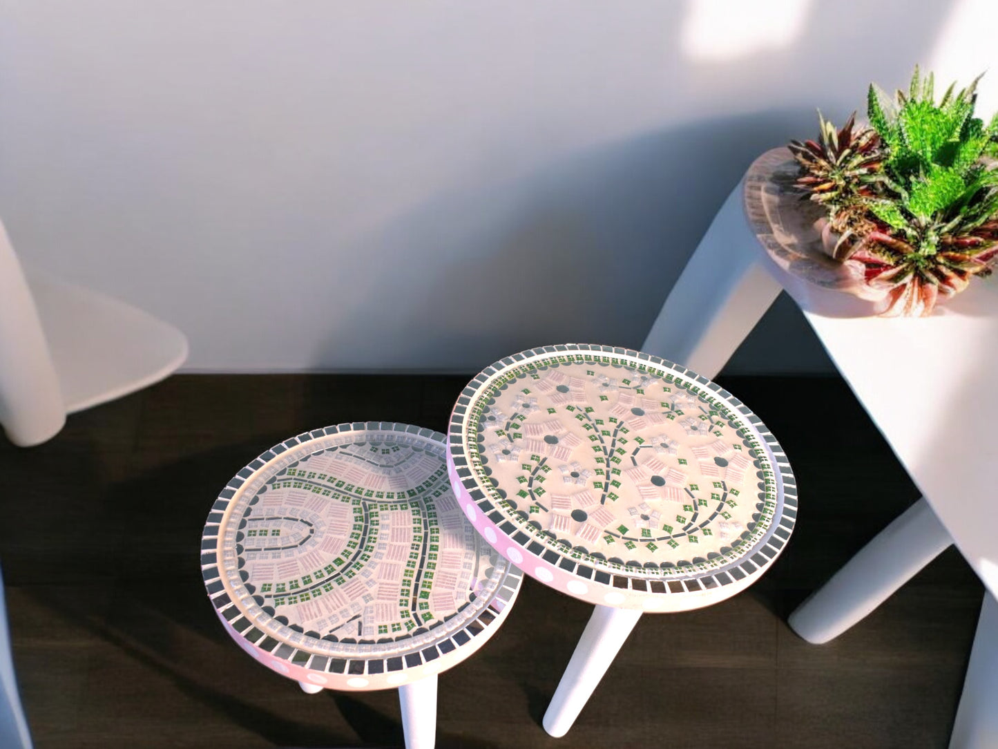 Mosaic peg tables